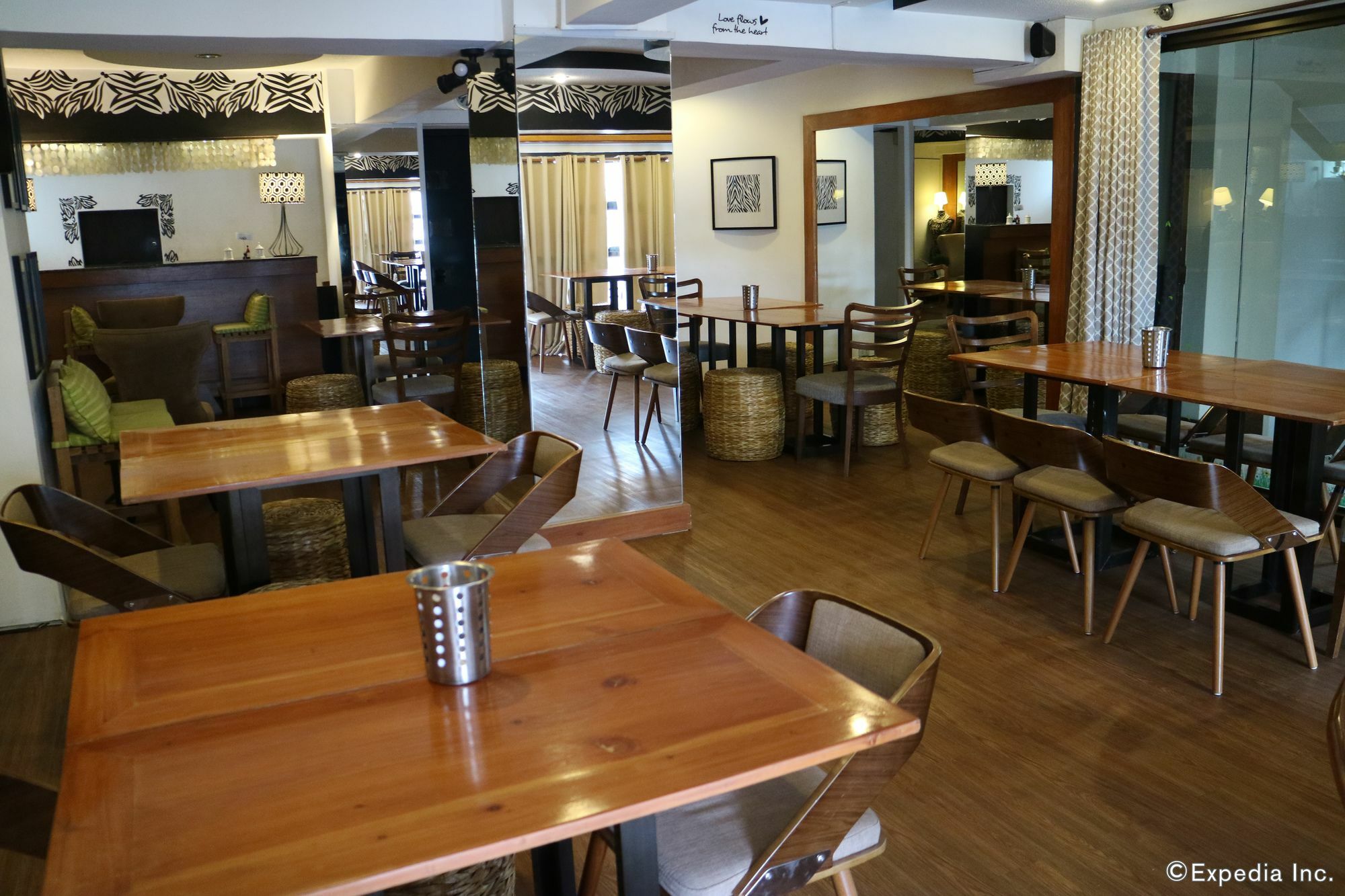 Urban Inn Iloilo Eksteriør billede